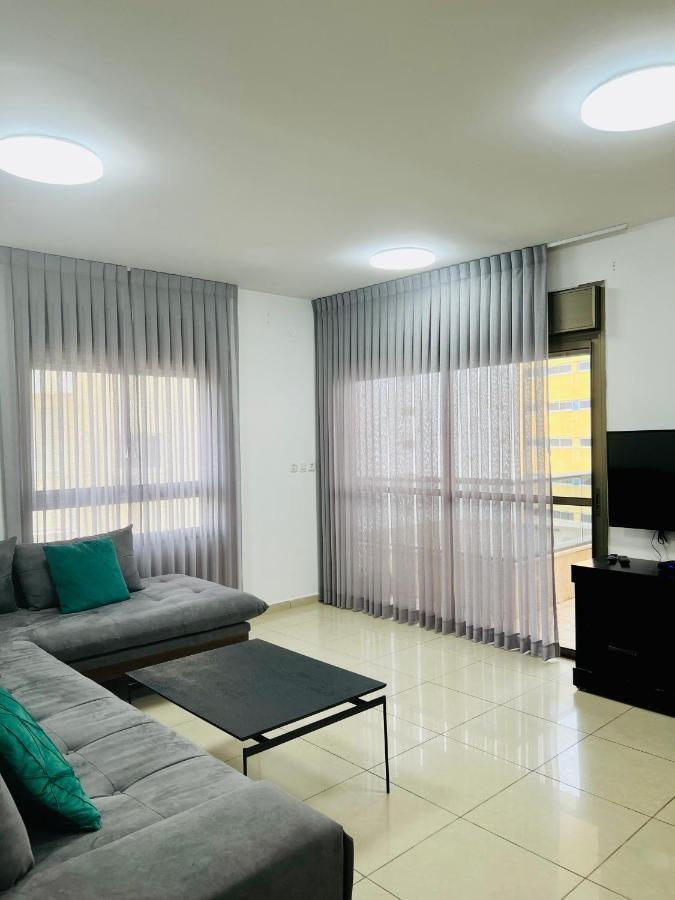 King David Apartment Нетания Экстерьер фото